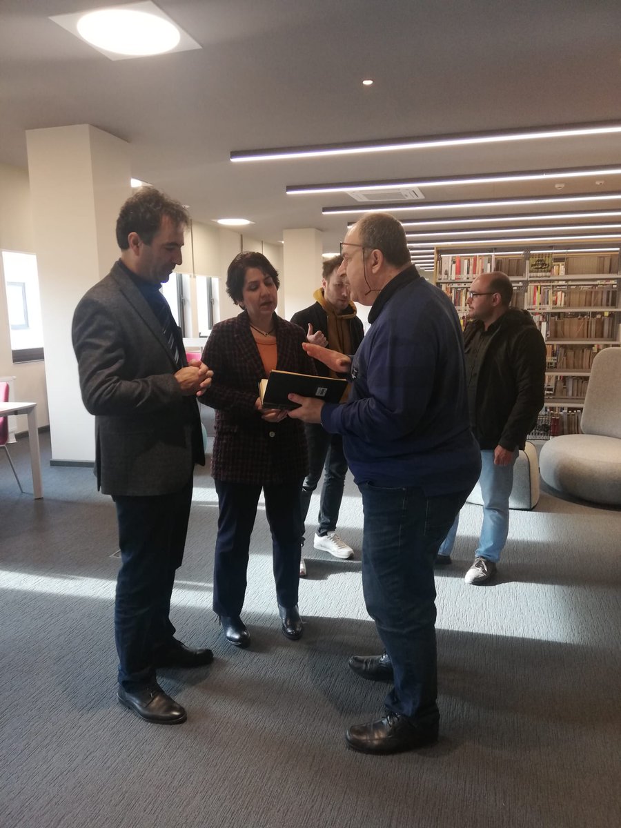 Çalışmaları devam eden, İstanbul Kültürel Miras Dijital Kütüphanesi ( DijitalkütüpİST) Projesi kapsamında, proje paydaşları olan İbn Haldun Üniversitesi, Fatih Sultan Mehmet Üniversitesi ve İstinye Üniversitesi kütüphaneleri ziyaret edilerek devam eden iş süreçleri görüşüldü.