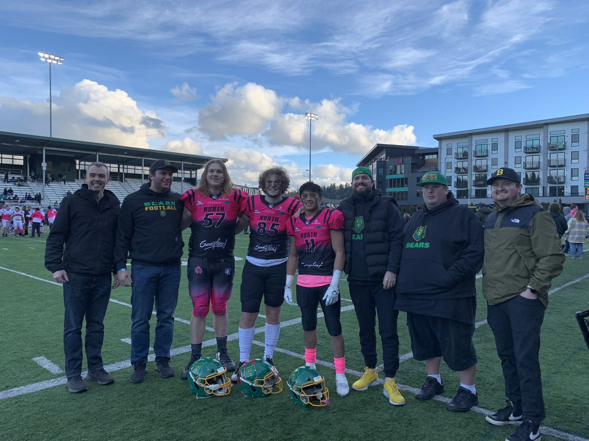 Collin Campbell (@_collincampbell) on Twitter photo Had a great time at <a href="/CleatsV/">CLEATS V CANCER H.S. FOOTBALL ALL-STAR GAME</a> game this past weekend! Great way to raise awareness and play my last high school ball. Thanks to all the coaches and players that made it great!
<a href="/CoachSalle/">Coach Salle</a> <a href="/JWilley3/">John Willey</a> <a href="/CoachLeander/">Coach Leo</a> @whatup_TRi1es <a href="/stevenlipska/">Steven Lipska</a> <a href="/BrendonManzano/">Brendon Manzano</a> <a href="/alex_pytte/">Alex Pytte</a> Had a great time at <a href="/CleatsV/">CLEATS V CANCER H.S. FOOTBALL ALL-STAR GAME</a> game this past weekend! Great way to raise awareness and play my last high school ball. Thanks to all the coaches and players that made it great!
<a href="/CoachSalle/">Coach Salle</a> <a href="/JWilley3/">John Willey</a> <a href="/CoachLeander/">Coach Leo</a> @whatup_TRi1es <a href="/stevenlipska/">Steven Lipska</a> <a href="/BrendonManzano/">Brendon Manzano</a> <a href="/alex_pytte/">Alex Pytte</a>