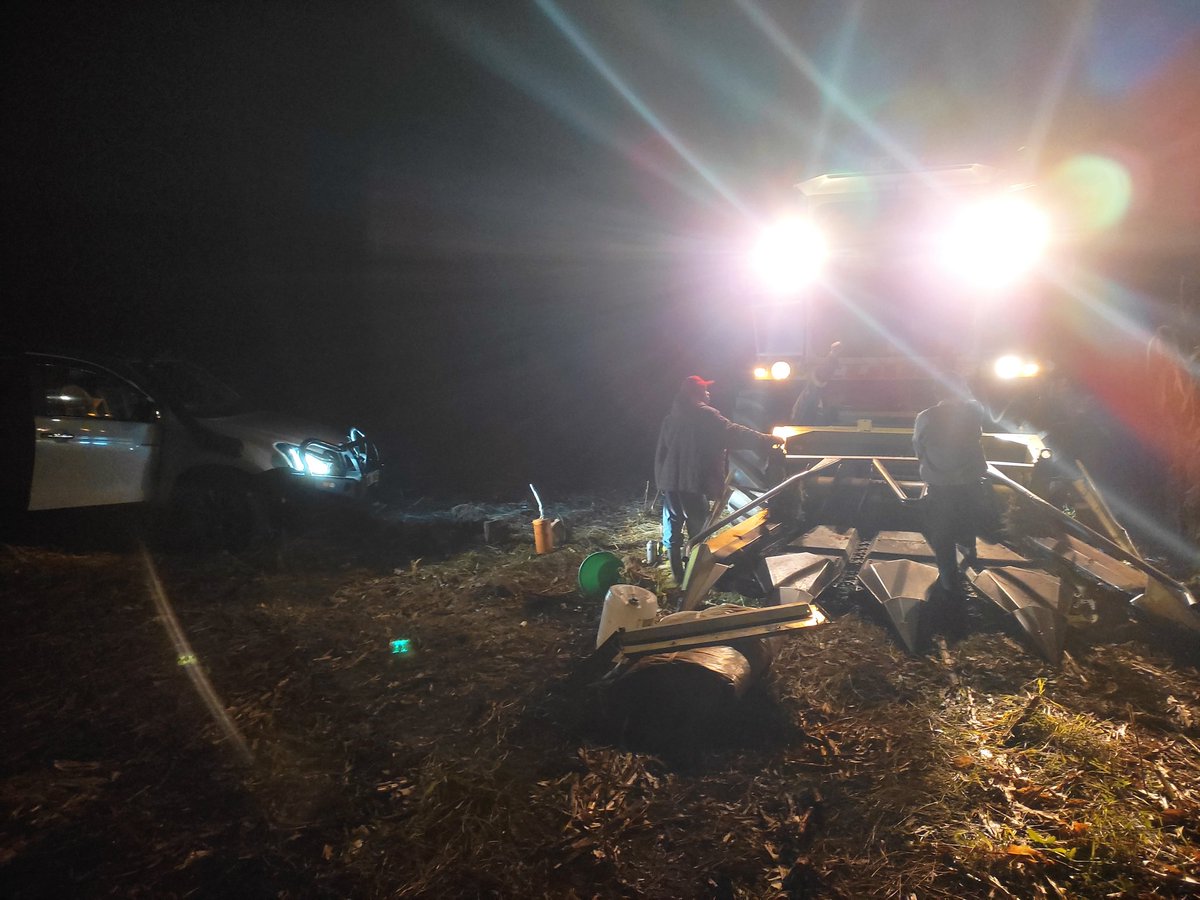 leketetonfarm's tweet photo. Good after sales service🔧 is critical to operations.
Called them at 1️⃣3️⃣0️⃣0️⃣Hrs,arrived at 1️⃣6️⃣0️⃣0️⃣,finished at 2️⃣3️⃣0️⃣0️⃣hrs.
Big up👏 to new @CLAAS_America dealers in #kenya #icsagri for always responding to call of duty
@KiliKen &amp;team keep on keeping it on🫡...#mattersfodder https://t.co/hCkVoEumcf