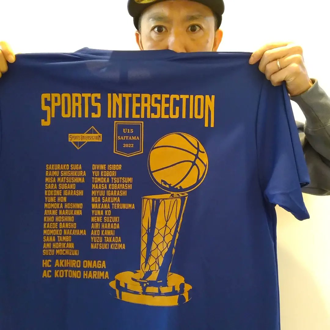 T_ANDOH_Enjoy's tweet photo. #翁長明弘 くんが代表をつとめる埼玉のバスケットボールクラブ #SPORTSINTERSECTION
Jrウインターカップ出場で、ちょっぴりバスケ界に風を吹かせましたよ!
デザインしましたチャンピオンTシャツを頂きましたよ😆
#埼玉県
#川口市
#バスケ
#スクール
#女子バスケ
#デザイン
#イラスト
#アパレル
#ロゴ https://t.co/V8ANevndd1