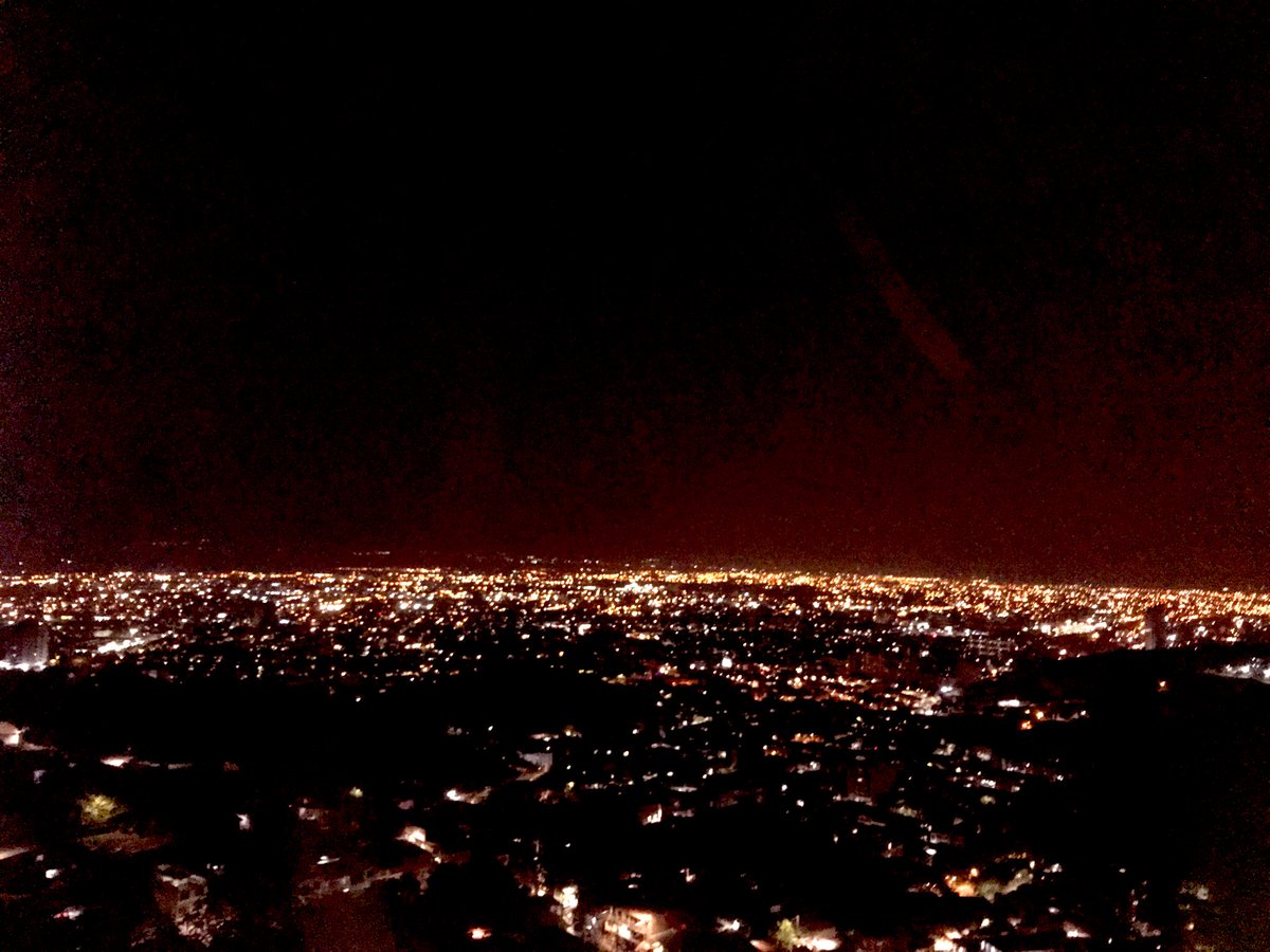 Danigonza1909's tweet image. A millas siento tu aroma 💚 #Calive       Estando aquí, deseando estar allá 🥺