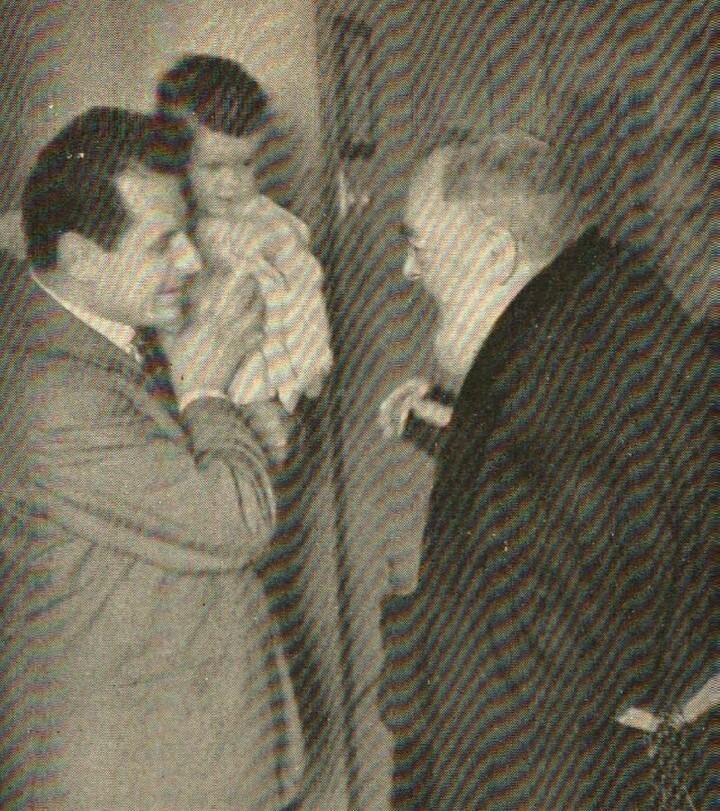 “Il Signore vi benedica e vi renda meno pesante il giogo della famiglia. Siate sempre buoni. Ricordate che il matrimonio porta dei doveri difficili che solo la divina grazia può rendere facili. Meritate sempre questa grazia ed il Signore vi conservi sino alla terza e alla qu…