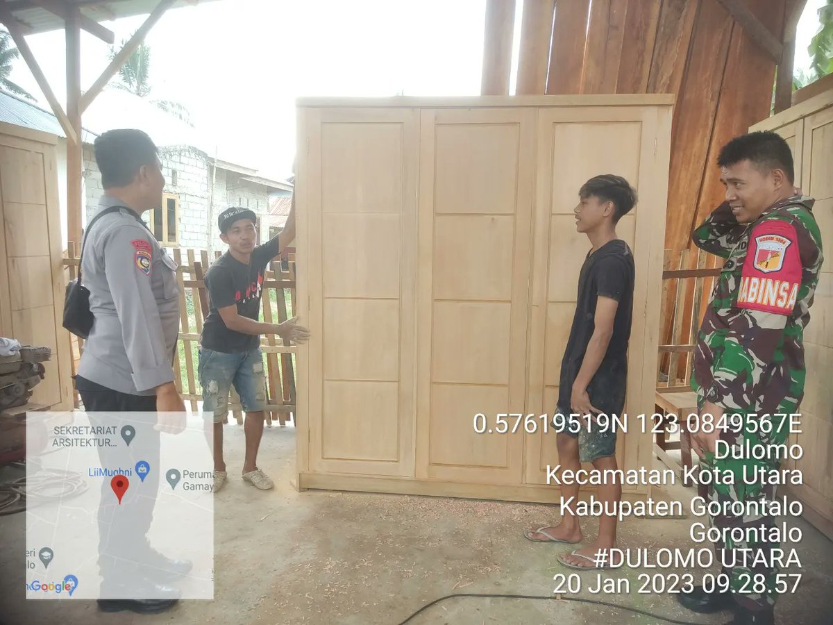 BajuRodit's tweet photo. *_KUNJUNGAN DAN SILATURAHMI DENGAN WARGA BINAAN DI KELURAHAN DULOMO UTARA_* https://t.co/5sFBwQUgQ5
