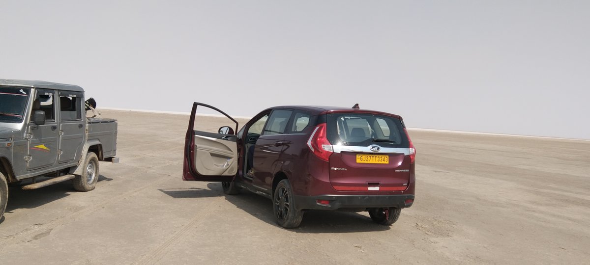royallocations's tweet photo. Barren plain lands running into hundreds of Kms in KUTCH ( GUJARAT ) Ideal for Film shoots
Call Kishore Sinh Parmar
+919898279640 & +917485949640
gujaratlocations@gmail.com
#KutchGujarat
#RannofKutch
#GujaratFilmLocations
#FilmingLocationsGujarat
#BarrenLands
#WhiteRannofKutch https://t.co/kCDbLOuBwR