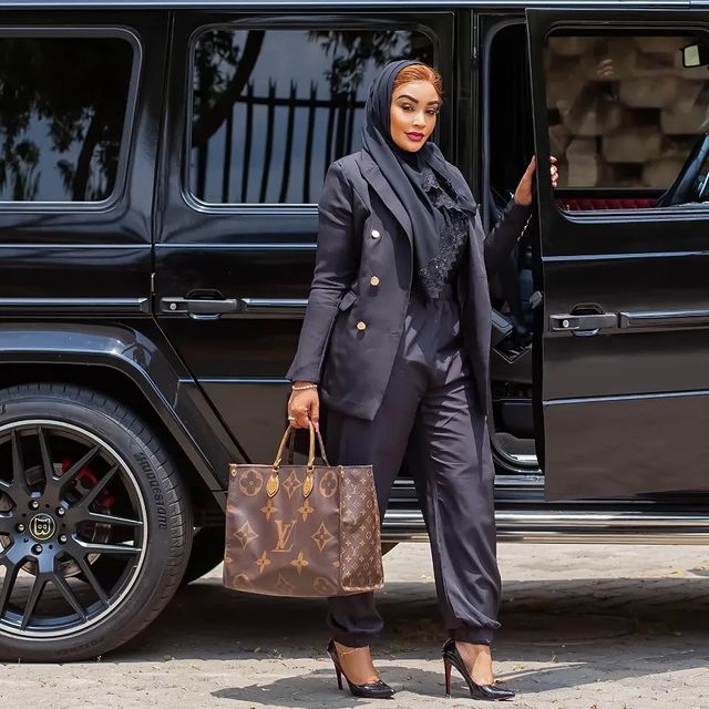 ZaritheBoss10's tweet image. 