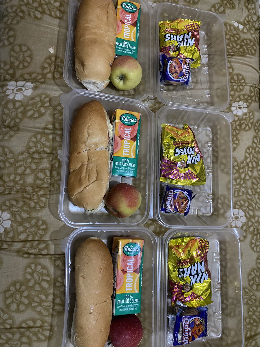 Hi there;

A retweet can help a lot.

I am based in Soweto📍 Dobsonville

I cater lunch packs for school kids at R40 per day
R800 monthly 

For more info WhatsApp 0682112309

I also cater for school events like;
• Excursions
• Sports
• Birthday parties 

#MatricResults2022