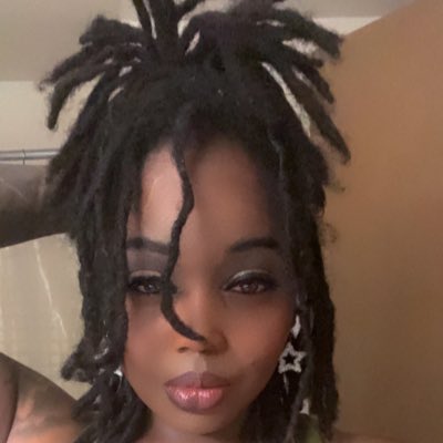 SheVibrantThing's tweet photo. #NewProfilePic https://t.co/wHY3W0f3mL