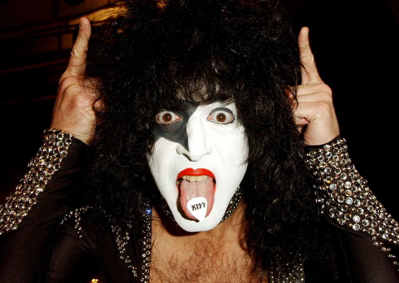 Happy Birthday Paul Stanley 