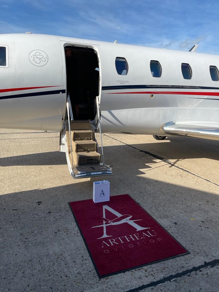 Schedule your private flight now. Take off within the next 2 hours. Link in bio.

#privatejet #privatejetcharter #bizaviation