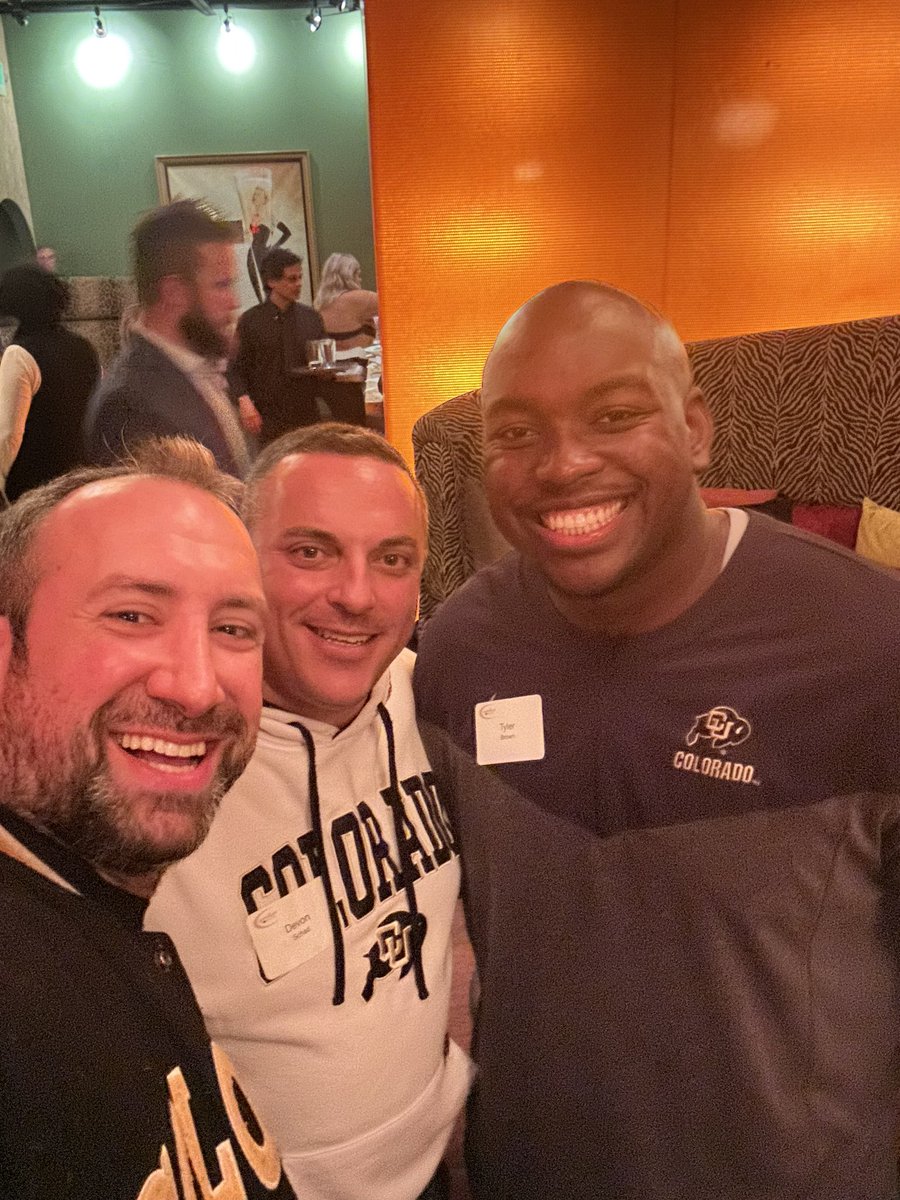 devonschad's tweet photo. @t_brown56 great meeting you tonight! Looking forward to watching you on the line! #welcometocolorado #wecoming #skobuffs #buffs4life https://t.co/kOpiJ03BXo
