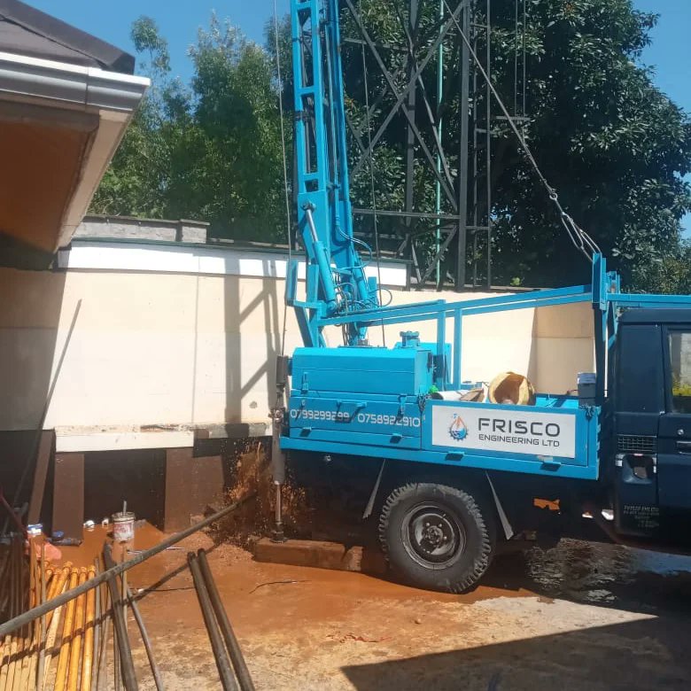 FriscoLimited's tweet photo. We successfully completed borehole flushing at the Kiamwangi site. Contact us today at 0799299299 or email us at info@friscoengineers.com to schedule your service and experience the difference with Frisco Engineering.
#friscoengineeringdelivers
#changingliveswithwater https://t.co/RJKDmNJjpW