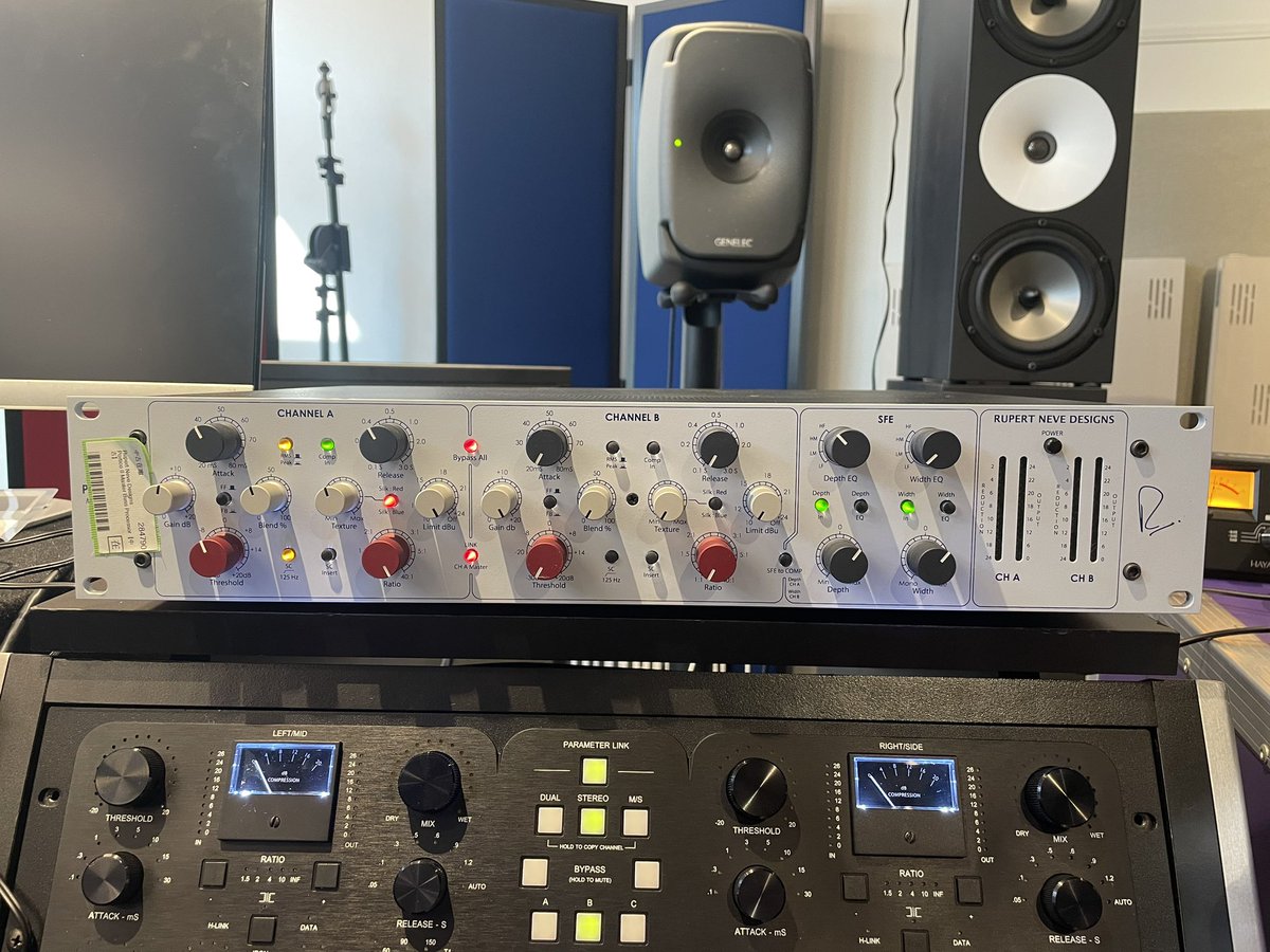 #宮地楽器RPM
新しい家族を迎えることになりました。
Portico Ⅱ Master Buss Processor
※中古