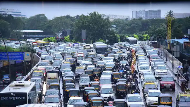 tupaki_official's tweet image. 15 ఏళ్లు దాటితే వాహనాలు 'తుక్కు' కిందే లెక్క..!

Click here: tupaki.com/politicalnews/…

#BJP #Government #Desicion #Vehicles #Pollution #15Years #LatestNews #ArmyVehicles #Notification #TupakiNews #tupaki @tupakinews_