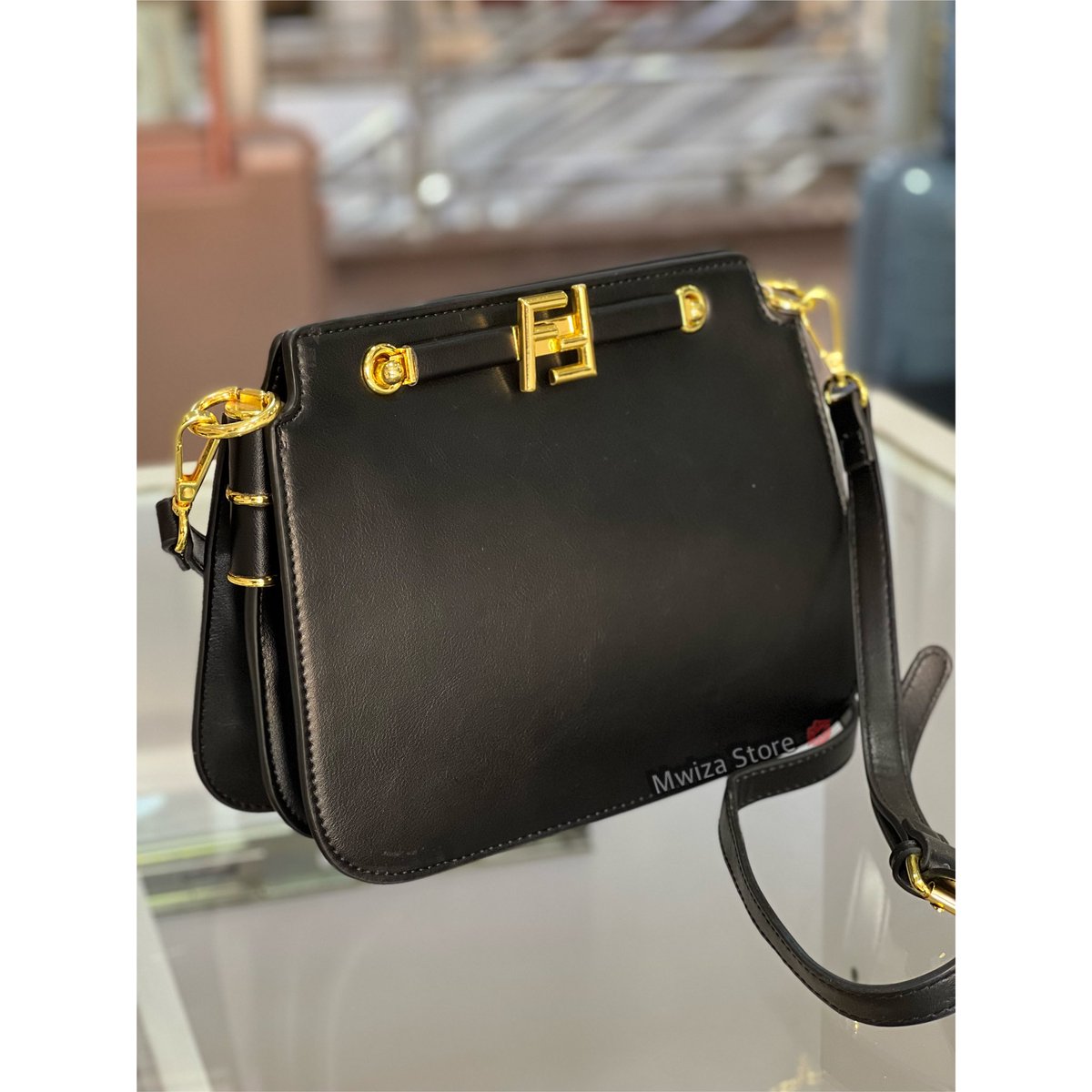#handbags. Leather handbags which are cute, classic and  long lasting 
……
…….
…..:
…….
#entebbeairport #NICOLE #ugandans #KampalaHandbags #Handbagsinkampala #handbagsforsale