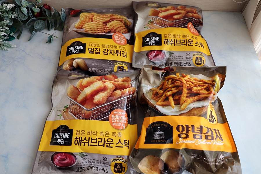 jogood72's tweet photo. #제품협찬 
동원몰에서 새롭게 출시된 벌집감자튀김, 해쉬브라운스틱을 만나고 나니 정말 편리하게 이용할 수 있었어요. 간편함 기본, 맛도 좋고, 100% 생감자로 만들었어요. 
간식으로도 굿굿!! 술안주로는 더욱 굿굿!! 

#동원몰
#감튀
#퀴진
#감자튀김
#에어프라이어
#간식
#안주
#퀴진벌집감자튀김 https://t.co/hqrTYI8QKV