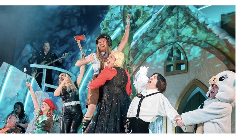 9Days left to see this AMAZING show <a href="/RoyalCourtLiv/">Royal Court Liverpool</a> ‘The scouse jack and the beanstalk’ 

Ticket Link below ⬇️ 

liverpoolsroyalcourt.com/whats-on/the-s…

You Don’t Want To Miss It!!!!