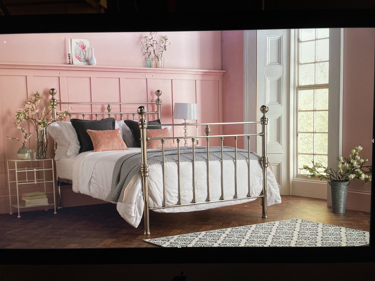 FPDNorwich's tweet photo. Throwback to when we shot Wrought Iron Beds in our studio! #Studio #photography #setdesign #Norfolk #norwich #focalpointdigital https://t.co/V7ZeoLmfEI