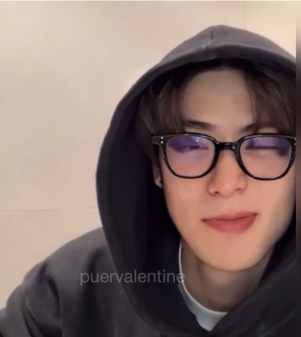jaehyun loops tweet media