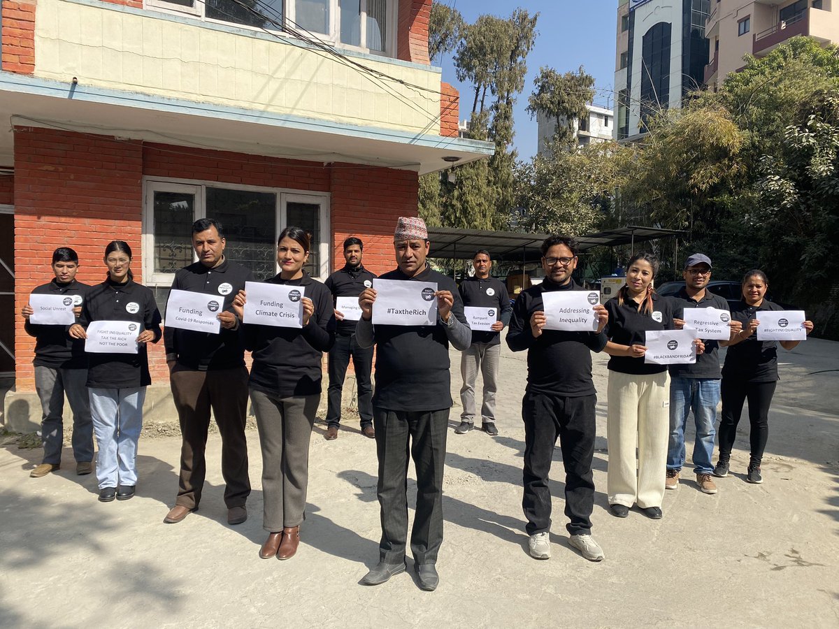 NepalFight's tweet photo. #TaxTheRich !! An annual global wealth tax of up to 5% on the super rich could raise $1.7 trillion a year .Billionaires wealth is booming,while millions struggle to survive #SurvivalOfTheRichest #BLACKBANDFRIDAY https://t.co/BYNcch169h