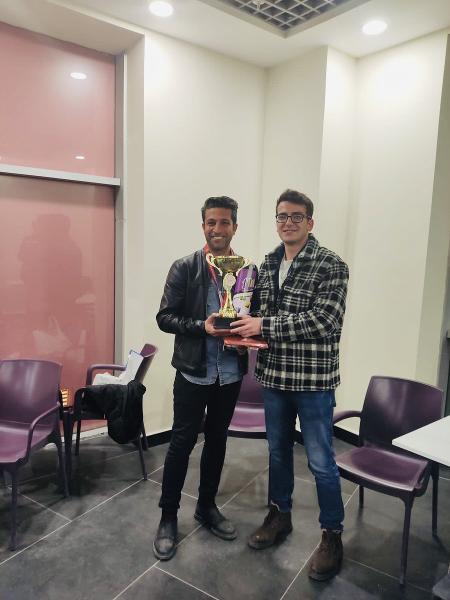 Kaymakamlığımız tarafından düzenlenen ve Kaymakamımız Halil İbrahim OKUMUŞ’un da katıldığı “Selendi Satranç İlçe Birinciliği Müsabakaları”ında birinci olan Nüfus Müdürümüz Abdurrahman YELBOĞA’ yı tüm içten dileklerimizle kutluyoruz .
<a href="/selendikaym/">🇹🇷Selendi Kaymakamlığı🇹🇷</a> 
<a href="/halil_iokumus/">Halil İbrahim Okumuş</a> 
<a href="/arahmanyelboga/">Abdurrahman Yelboğa</a>