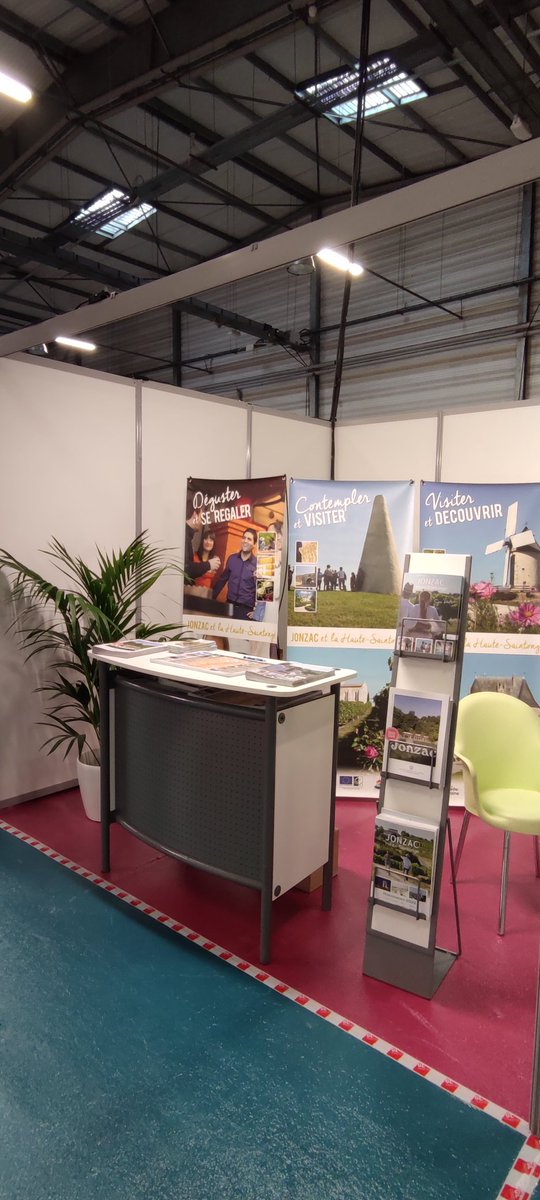 MickaBarretePro's tweet photo. Venez nous rencontrer à l'occasion du salon international du tourisme 2023 au parc des expositions de la Beaujoire à Nantes. #jonzac #hautesaintonge #destinationjonzachautesaintonge #tourisme #sejours #vacances #pleinair #rando #terraaventura #mona #charentemaritime #pons #3monts https://t.co/eseHHjHSbt