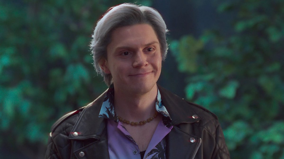 PopCrave's tweet photo. Happy 36th birthday to Evan Peters. https://t.co/tALDBIg9Zi