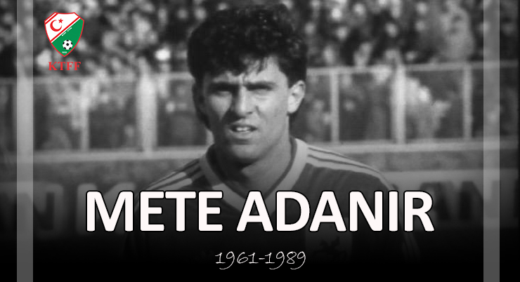 Kıbrıs Türk futbolunun yetiştirdiği en önemli sporcularından biri olan ve <a href="/Samsunspor/">Samsunspor 🇹🇷</a> forması giydiği dönemde, takım otobüsünün kaza geçirmesi sonucu yaşamını yitiren Mete Adanır'ı 34'üncü ölüm yıldönümünde; sevgi, saygı, hasret ve özlemle anarız. #20ocak #meteadanır #kara