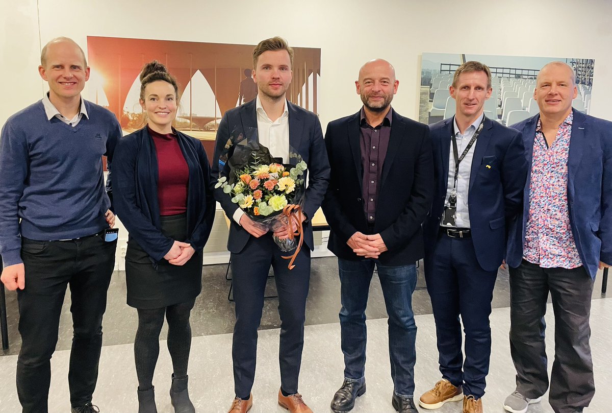 Andrew Jones tweet media