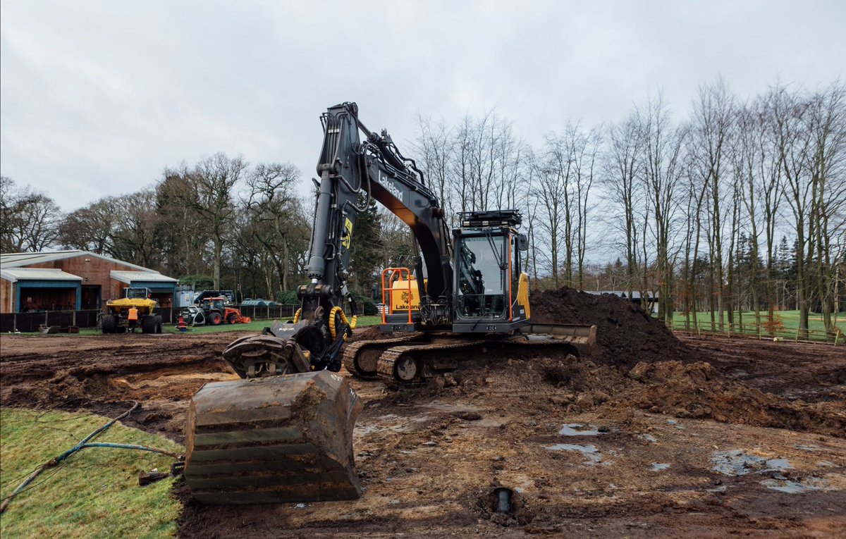 Topsoil and Existing Rootzone Strip on the New Putting Green Construction <a href="/woodhallspagolf/">Woodhall Spa Golf</a> for <a href="/Sam_Rhodes66/">Sam Rhodes</a> <a href="/EnglandGolf/">England Golf</a> with <a href="/LakelandE/">Lakeland Earthworks</a>