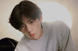 taeteluv_'s tweet photo. taehyung is just so insanely pretty 

 https://t.co/3dtzMqxYMO
