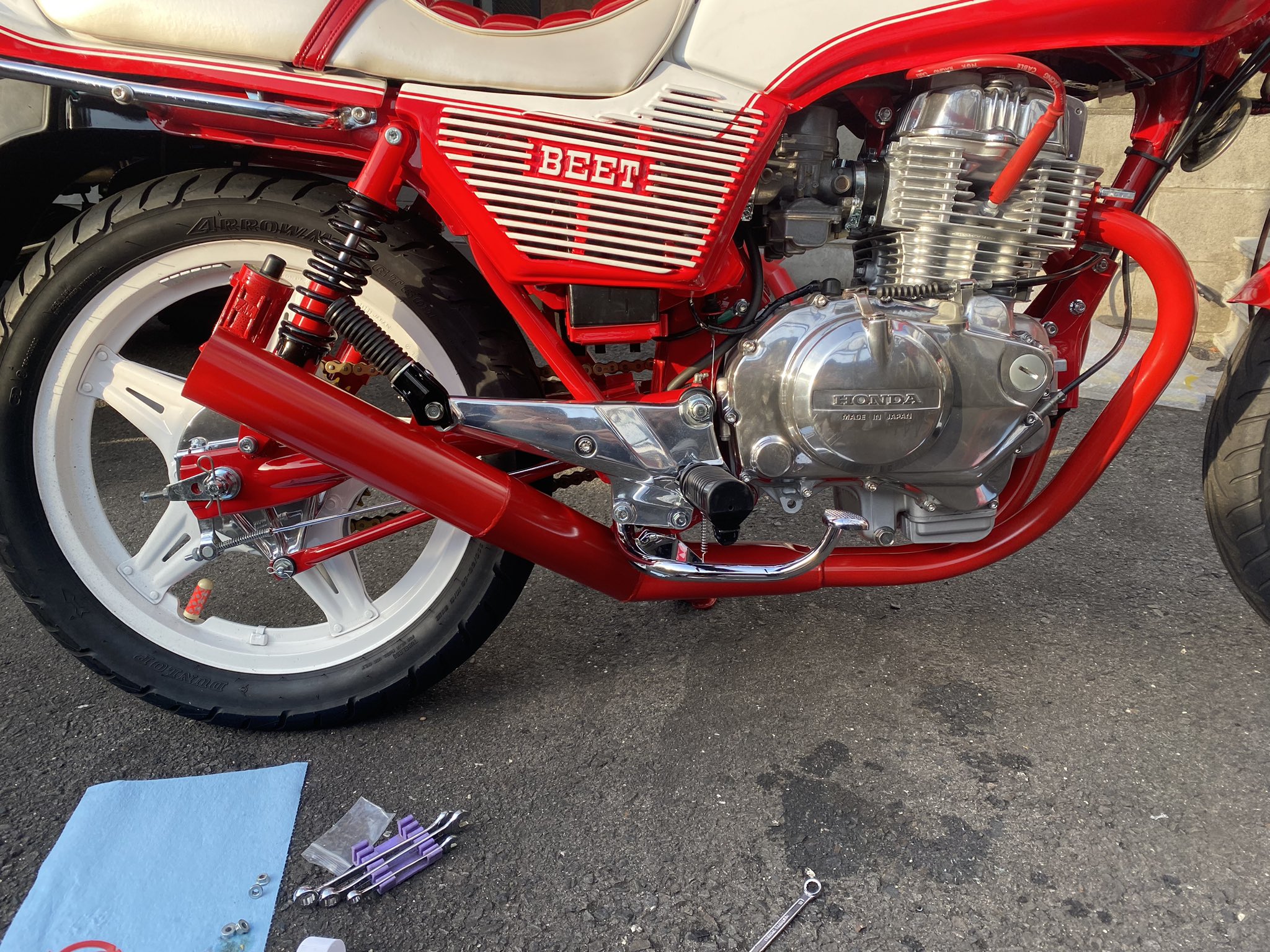 cb400n.cb250n、バブ、ホークマフラー バブ ホーク CB400N/CB250N ハス切りマフラー - メルカリ
