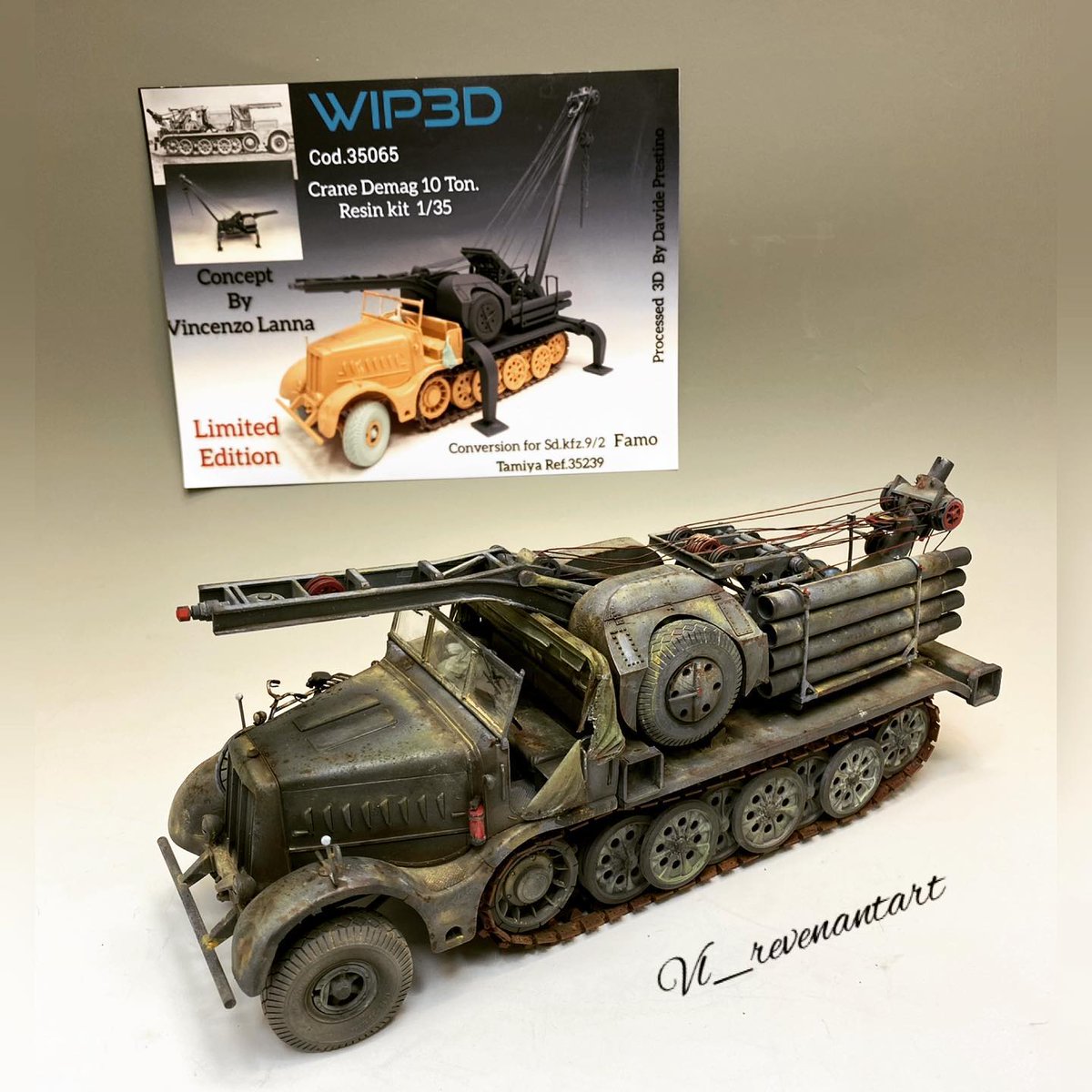 WIP3D_'s tweet photo. Famo con Gru Demag 10 ton
Conversion by us
Famo kit #TamiyaItalia
Figure #RoyalModel
1/35th scale
(Model by Vincenzo Lanna)
#stampanti3dmodena #3d #3dprinted #3dprint #3dprinting #stampa3d #modellismo #resinmodel #resinkit #scalemodel #plasticmodel #modelkits #3dprintedmodel https://t.co/JKMAmlmaCj
