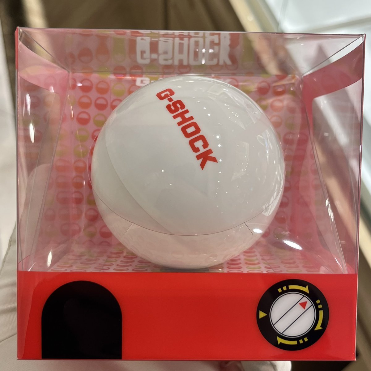 NAKANIWA_WATCH's tweet photo. 【カプセルトイ】本日、CASIOからリリースしたカプセルトイバージョン3モデル入荷しました。専用BOX外箱を何度も開け閉めしていると割れそうなので撮影は1モデルのみとなりました😅#カプセルトイ　#gshock https://t.co/MW9KzPUW8M