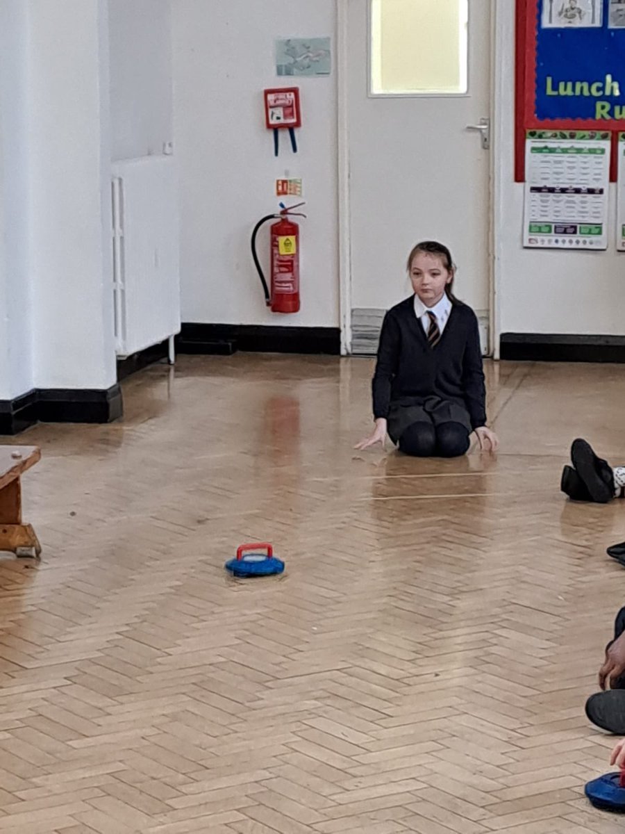 DianepetrouY's tweet photo. We took this team of superstars to @stelizabethrc for an amazing morning of New Age Curling 🥌 the children loved it so much and it wouldn’t have been possible without the support from @CanaryWharfGrp #thankyou @TowerHamletsSSN @TowerHamletsNow @StAnnesgaCPS #pestannesgaprimary https://t.co/QfngW8gSmQ