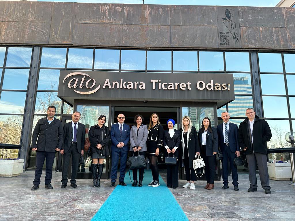 Federasyonumuz öncülüğünde Ankara Ticaret Odası Salonunda Türkiyenin farklı 12 ilin kuruluş temsilcileri ile Okul Öncesi Eğitimi İstişare Toplantısı Gerçekleştirildi.