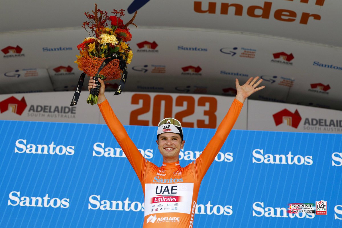 When teamwork pays off! 🔥🧡

<a href="/JayVine3/">Jay_Vine</a> is the new race leader with two stages left to race💪 #TourDownUnder 

#UAETeamEmirates #WeAreUAE