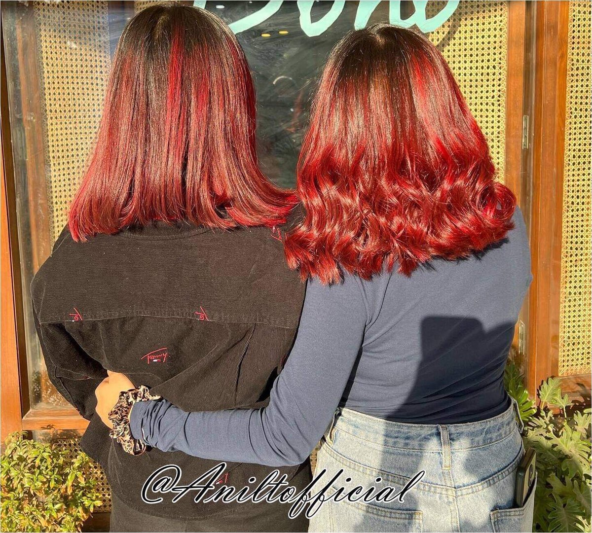AnilTOfficial's tweet image. Blood 🩸 Red Shade with minimal burgandy Shade ✨.
.
. #haircare #Redcolour #hairstyle #Haircolor #Haircolors #makeuplover #SaloneTwitter #freelancer #hair #Beautystyle #beauty #makeup #fashion #model #Newdelhi #Happyclients #salon