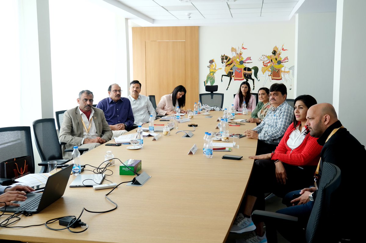 Media_SAI's tweet photo. Day 2️⃣ of the Mission Olympic Cell (MOC) meeting that took place today on the sidelines of the #HockeyWorldCup in Bhubaneswar, Odisha. https://t.co/zO0nxyRhzy