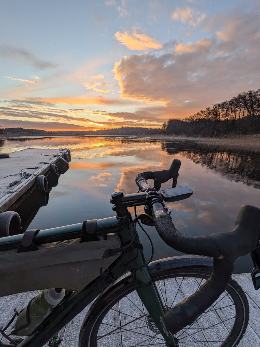 Prime commuting conditions!

<a href="/SLU_aqua/">SLU Aqua</a>