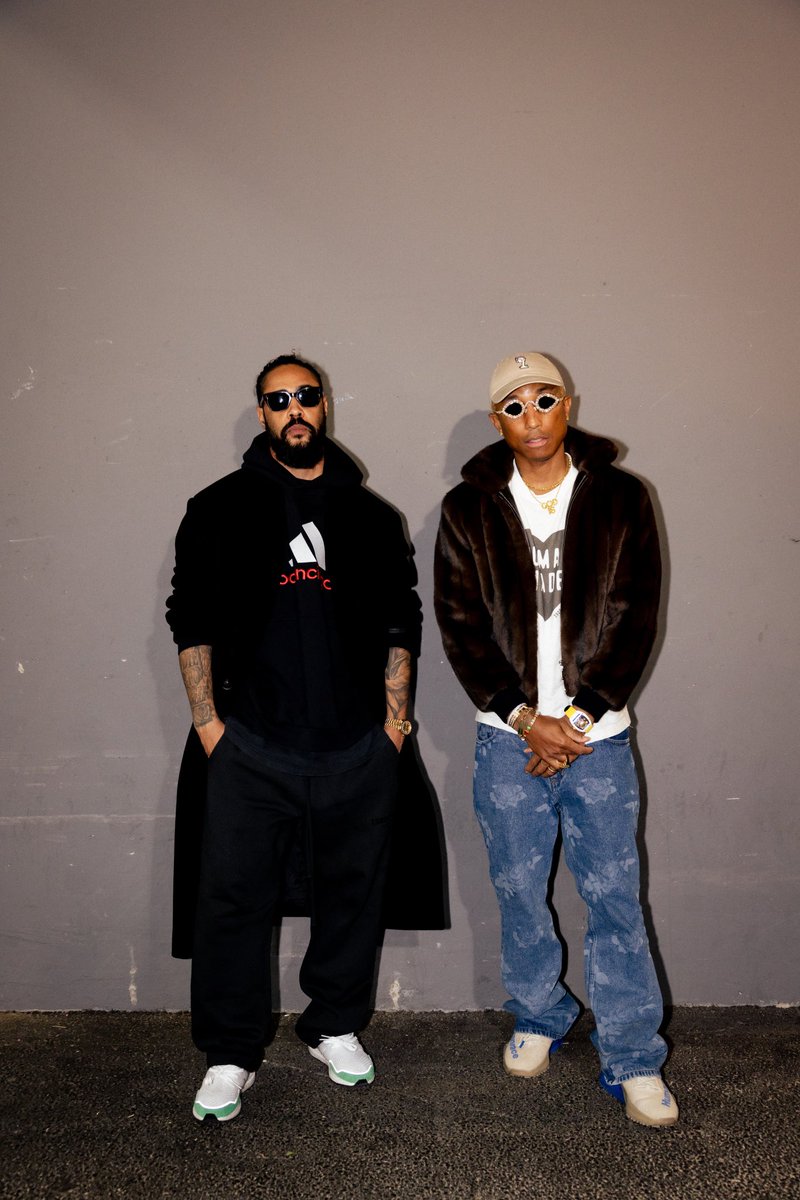 JeremieMasuka's tweet photo. LIFE IS GOOD l @Pharrell @JERRYlorenzo @Tyga Esteban Ocon Charles Leclerc @PierreGASLY | Stéphane Ashpool @JERRYlorenzo @lilbaby4PF @JustRiadh1 @galodiallo l @NBAFRANCE @comoveragency https://t.co/Tr0IJv13Zs