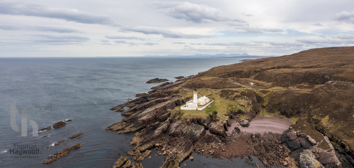 thaywoodphoto's tweet photo. Rua Reidh ("Flat Headland") Lighthouse, nr Gairloch, NW Scotland, was completed by David Alan Stevenson in 1912. Often a very stormy place. The outbuildings are now a B&B. The panorama portrays the vast loneliness of the location #panopic #lighthouse #coast #scotland #landscape https://t.co/neg5Yjorll