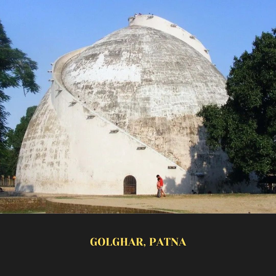 PeepulTreeWorld's tweet photo. #DidYouKnow that this egg-shaped wonder in #Patna is a reminder of the region’s darkest times? The #British pitched it as the solution to crippling famines in Bengal and Bihar in the late 18th century. It’s called Golghar (Round House) and it’s a granary. 1/5
#Architecture https://t.co/ySQzYFmz3F
