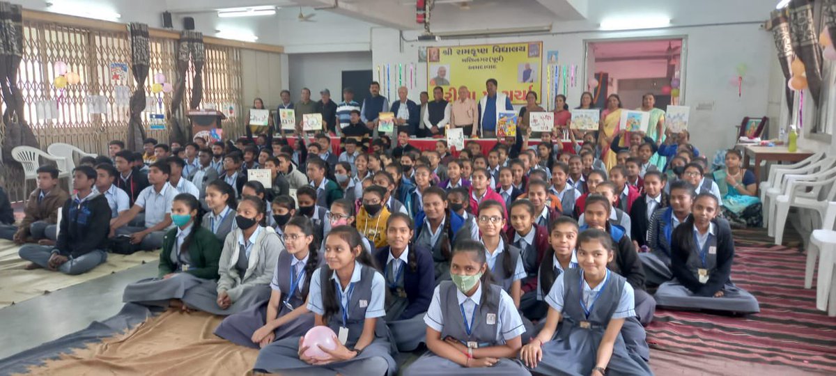 drkiritpsolanki's tweet photo. दिनांक 20-01-2023 को अपने संसदीय छेत्र लोकसभा अमदाबाद पश्चिम जी में आदरणीय प्रधानमंत्री श्री #NarendraModi Modi जी के नेतृत्व में चल रहे "परीक्षा पर चर्चा- आर्ट एवं पेंटिंग प्रतियोगिता" कार्यक्रम को स्कूल के छात्र-छात्रो के साथ विस्तार रूप से आयोजित किया गया । 
#परीक्षा_पे_चर्चा https://t.co/NqJ1jKU1j4