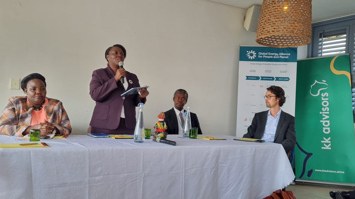 EnergyAlliance's tweet photo. We’re here at the closing ceremony of the PPA negotiations &amp; financial modelling training in Uganda for 🇸🇱🇲🇼 with Permanent Secretary, Ministry of Energy &amp; Mineral Development of 🇺🇬, Irene Batebe &amp; @EnergyAlliance VP for Africa, @ngangaj📷 

#LetsChangeEnergy https://t.co/GS2IupM5O4