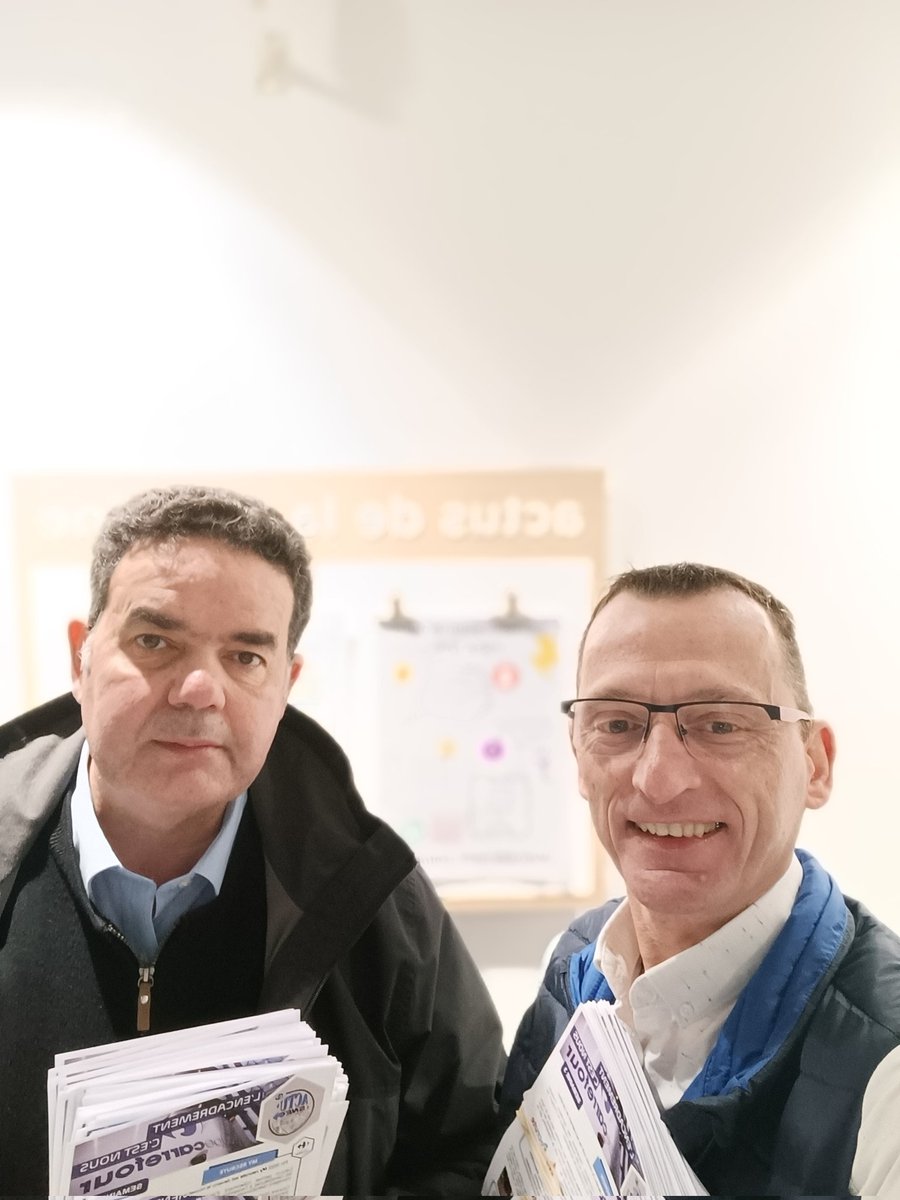 SNEC_Leopold's tweet photo. #toujourspresentsnec Présent avec notre élu CSE NE Pascal Belalia pour distribuer et échanger sur notre ACTU'SNEC de la semaine et évoquer les sujets du moment NAO 2023et la réforme des retraites!Merci à tous pour votre accueil.
@SNEC_CFE_CGC
@CfeCgcAgro
#lencadrementcestnous https://t.co/sjjqLx9gVW