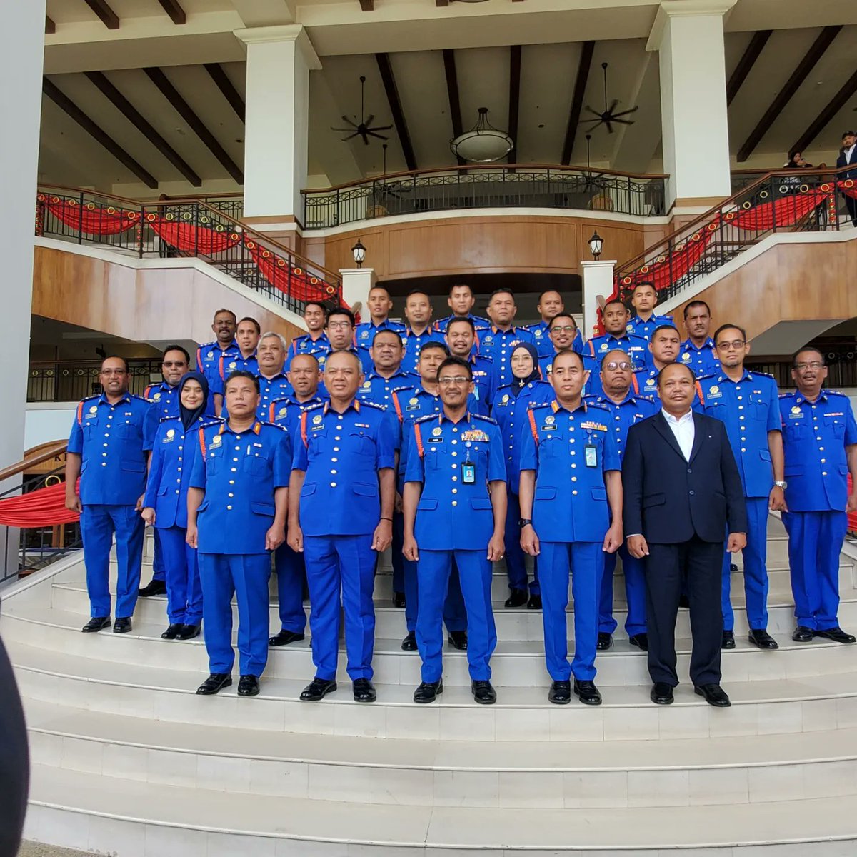 BahagianPengurusanAngkatanIPPA tweet media