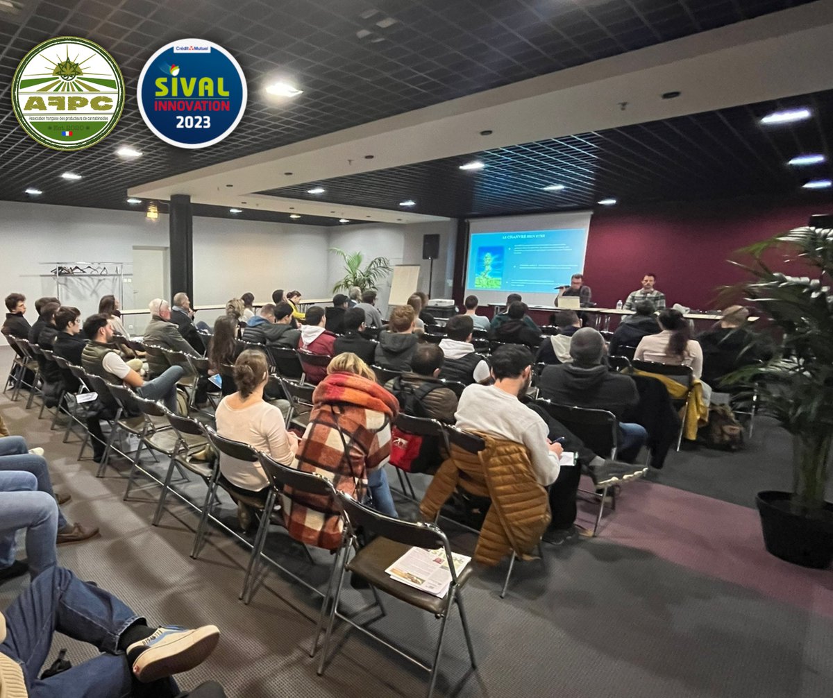 l_afpc's tweet photo. Merci au SIVAL pour l'organisation de la conférence sur le chanvre où l'AFPC à pu promouvoir la filière du chanvre à actifs française ! 🤝👨🏫🌱
#cannabismedicinal #cannabislegal #lafpc #chanvrefrancais #terpene #trichomes #filièrechanvrière #chanvrebio #cannabinoides #Sival2023 https://t.co/EOKuralGpe