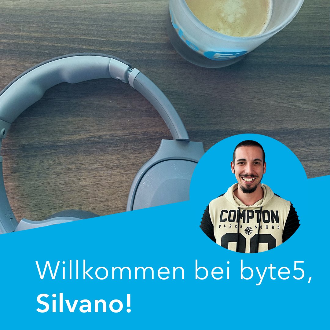 byte5's tweet image. „Es wird nie langweilig“, das sagt unser .NET-Entwickler Silvano über seine Arbeit bei #byte5. Erfahrt mehr über den begeisterten Motorradfahrer und Techno-Fan, der seit 2022 unser Team remote aus Bonn unterstützt: bit.ly/3GPvUd0 
#willkommenbeibyte5 #byte5team #Dotnet