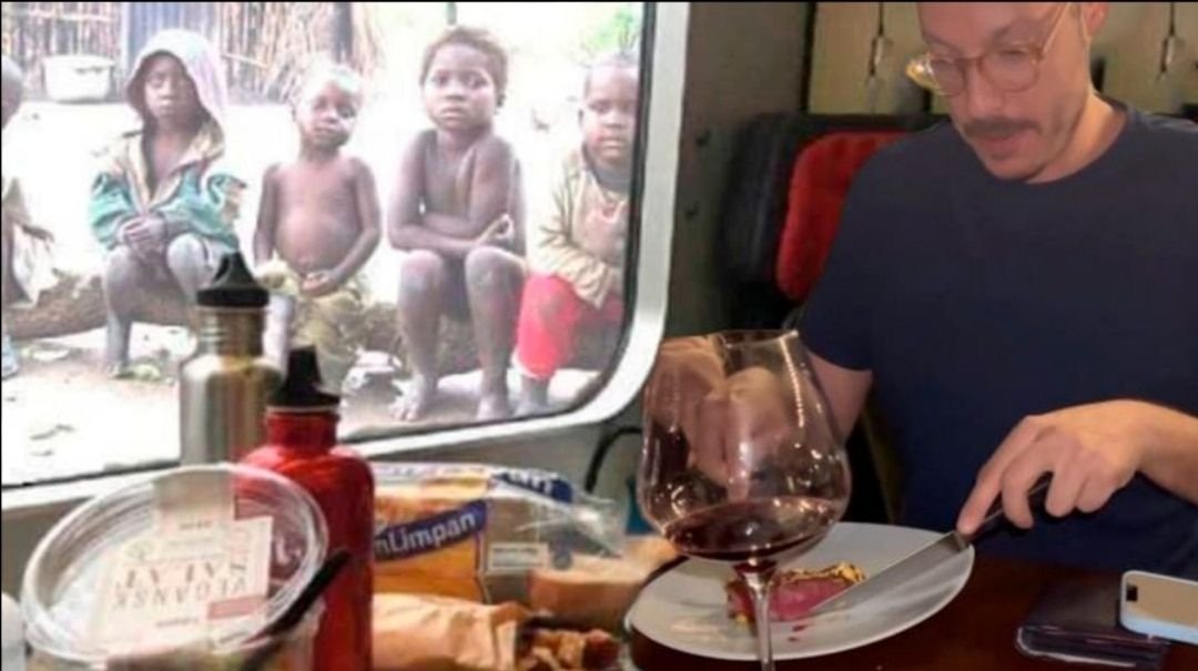 jacked_x's tweet photo. Artistas captando milhões da lei Roualey enquanto 120 milhões passam fome. https://t.co/BZAztKcn4J