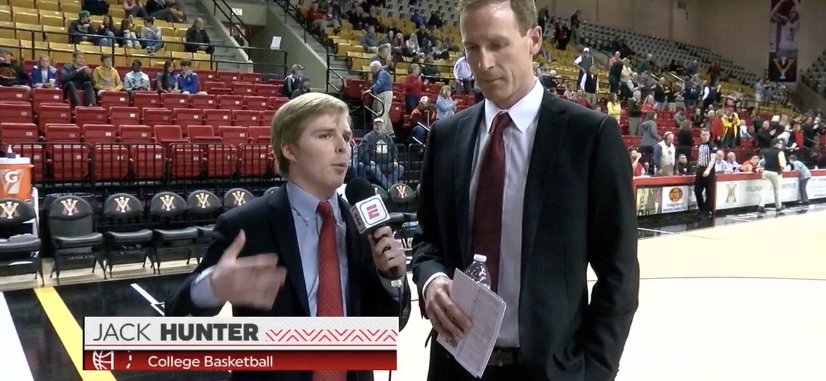 jackhunterpxp's tweet photo. Got to make my @ESPN+ debut last night as a sideline reporter for @VMI_Basketball and Mercer 🏀. Really grateful for the opportunity and can’t wait for next time! @VMIAthletics https://t.co/GVCnrAmzNY